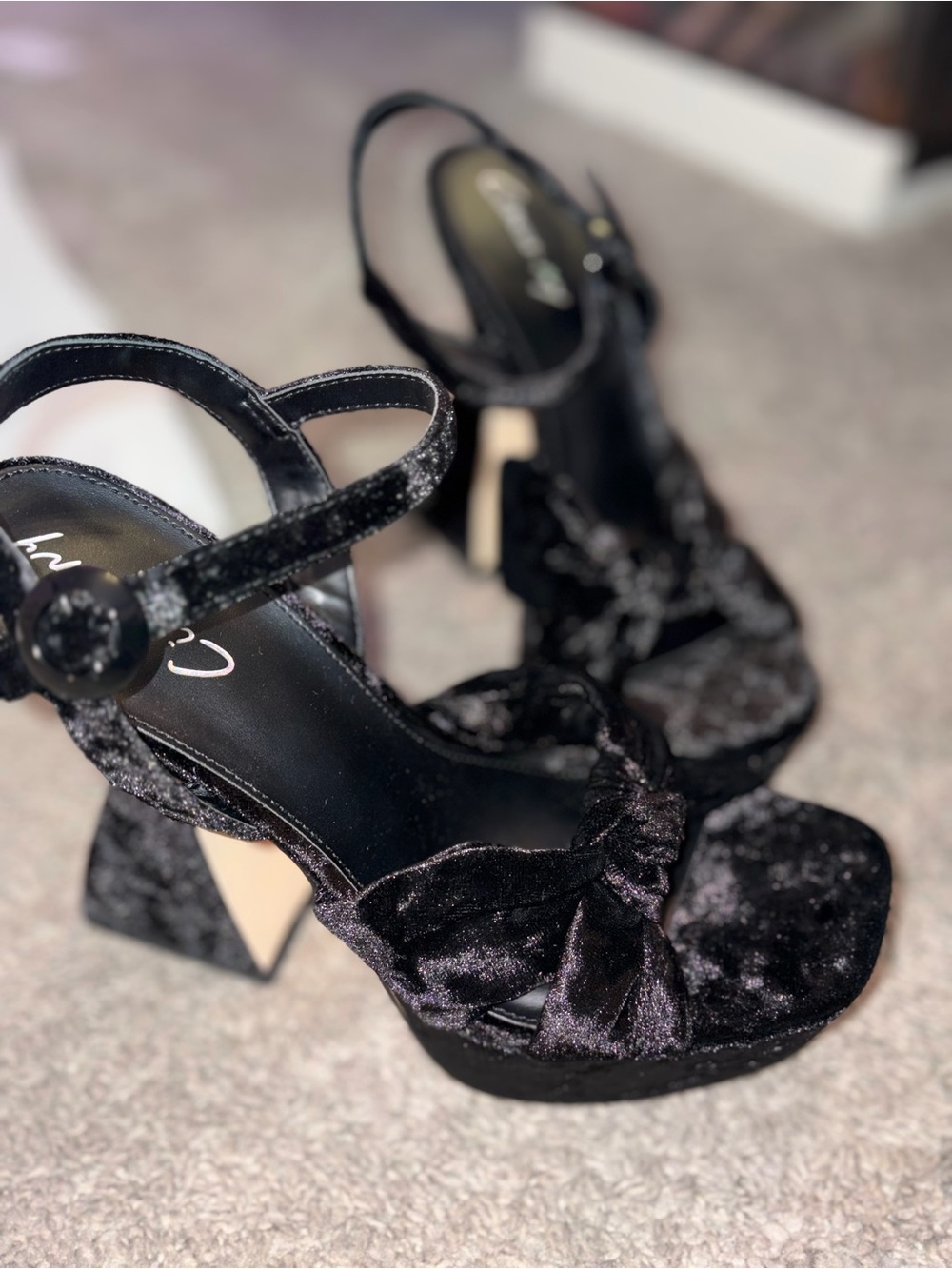 🖤 Circus NY by Sam Edelman "Audrea" Crushed Velvet Platform Sandals 8.5 - Picture 13 of 14